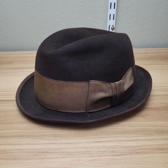 John E. Stetson Mens Brown Felt‎ Lightweight Fitted Royal Fedora Hat